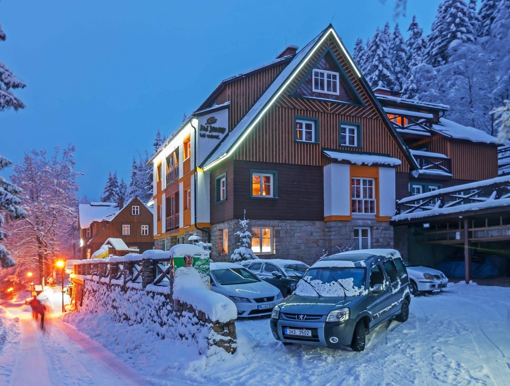 Hotel Pod Jasany Špindlerŭv Mlýn Buitenkant foto